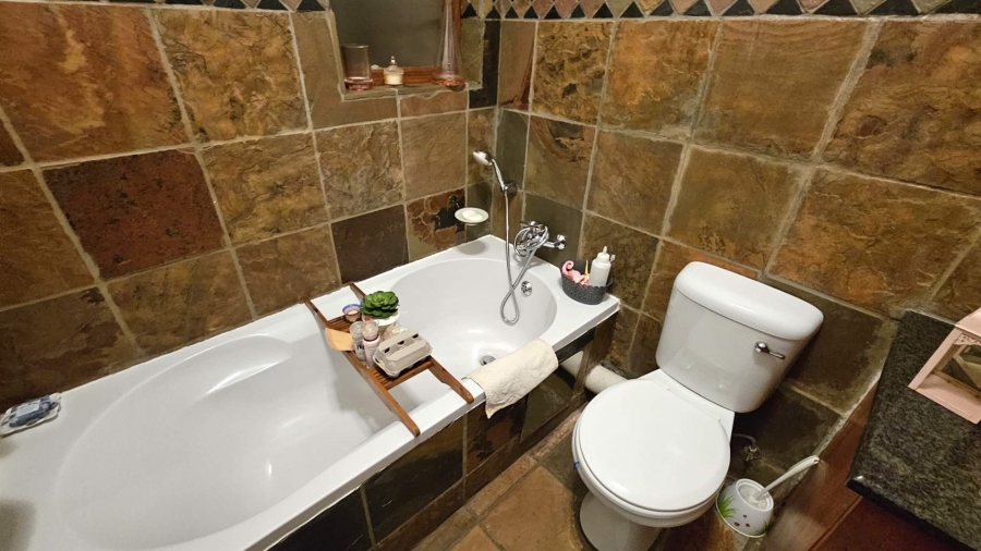 2 Bedroom Property for Sale in Melodie North West